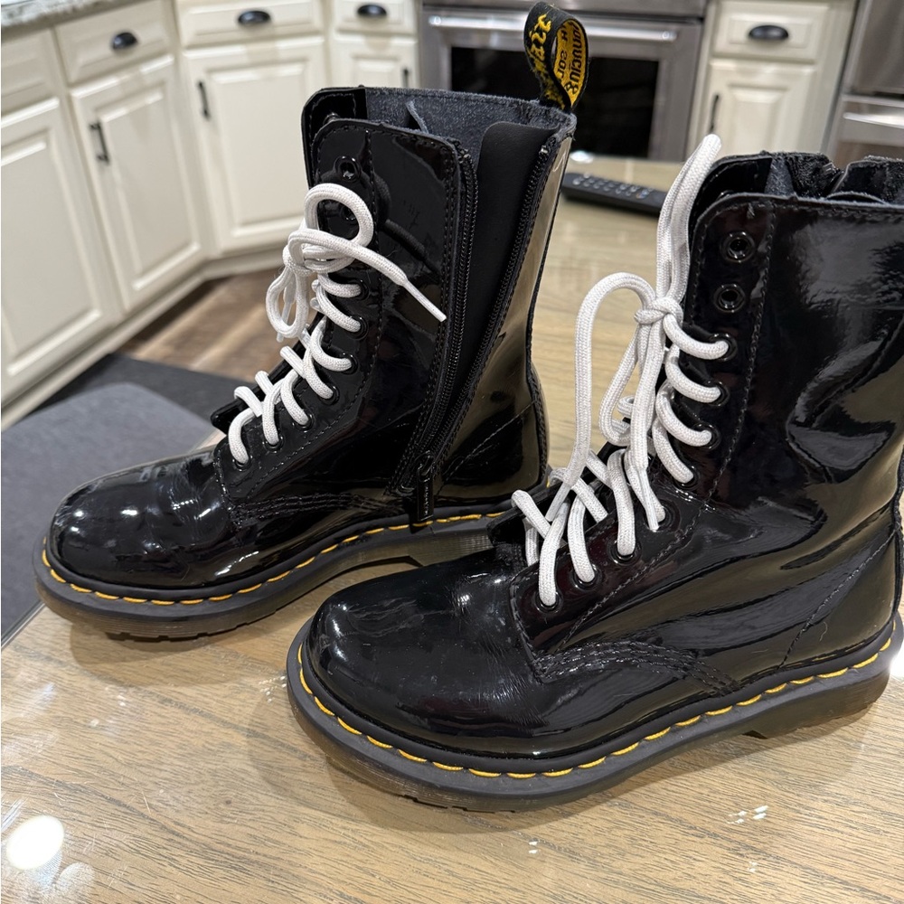Dr. Martens (Woman’s ) - Picture 4 of 8